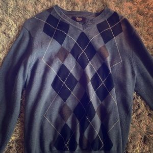 Diamond pattern sweater